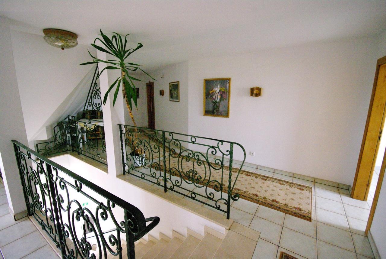 Rezydencja Nad Jeziorem Lebsko Leba Ngoại thất bức ảnh
